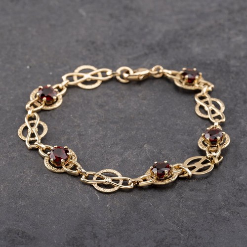 Second hand 9ct yellow gold - second,