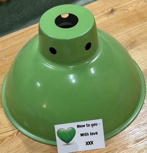 Gorgeous apple green vintage - green,