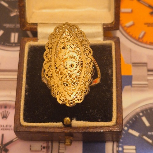 9ct yellow gold flower leaf - flower,