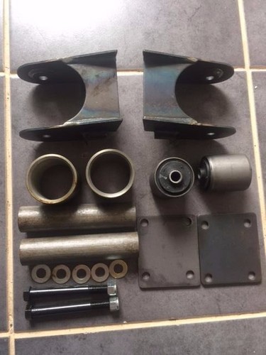 Ford engine chassis mount - chassis,