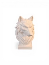 Elegant Wolf Statue 15cm –