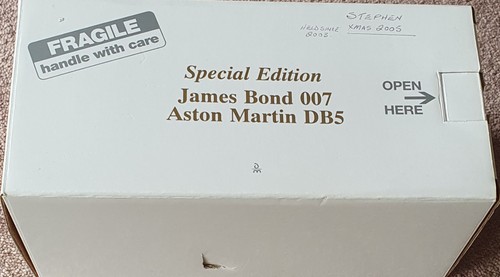 Danbury mint aston martin - aston,