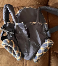 USED MOTHERCARE NAVY BABY CARRIER