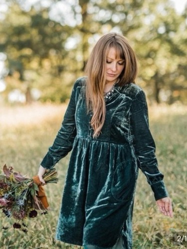 Anthropologie holding horses - anthropologie,