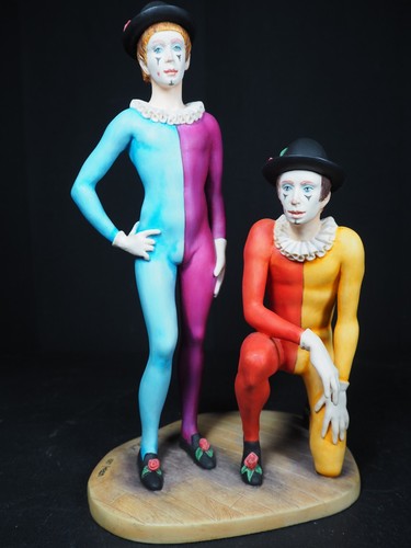 Clowns figurine limited - clowns,