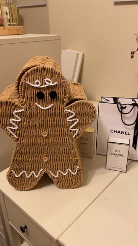 Wicker gingerbread basket - gingerbread,