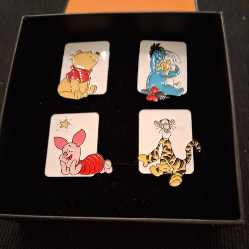 Four winnie the pooh - ,