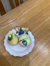 Vintage apple and pear cruet set 