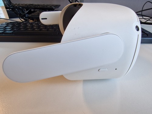 Oculus quest headset only - quest,
