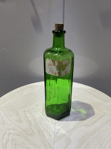 Bottle medical green - medical,