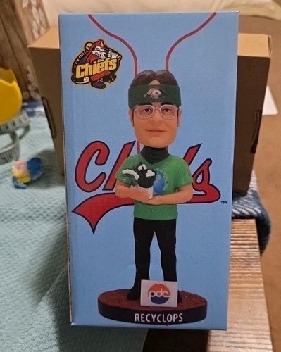 Dwight schrute recyclops - dwight,