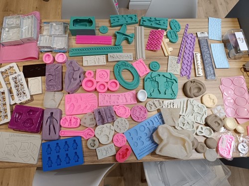 Cake decorating moulds - cake,