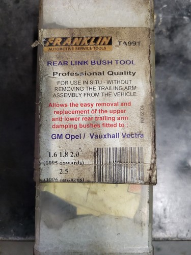 Franklin rear link removal