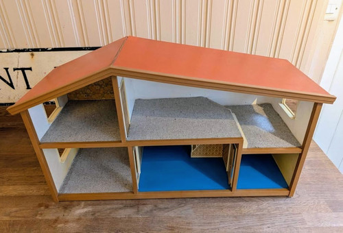 Vintage 1970s storey room - vintage, 2-storey