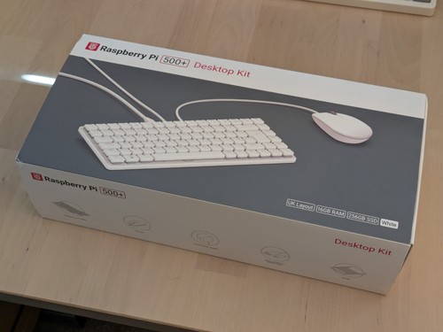 Raspberry 500 desktop - raspberry, pi