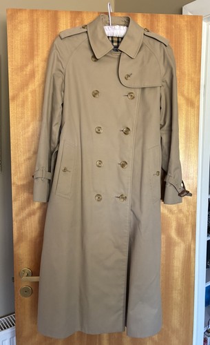 Burberry raincoat trenchcoat - burberry, raincoat/trenchcoat
