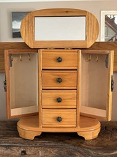 Vintage wooden jewellery - vintage,