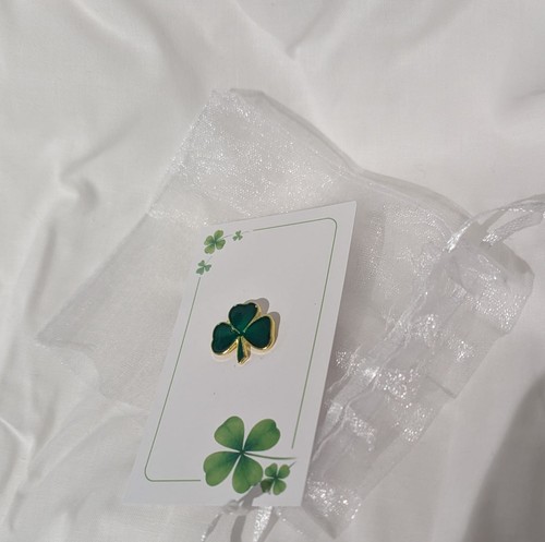 Shamrock pin badge irish - pin,