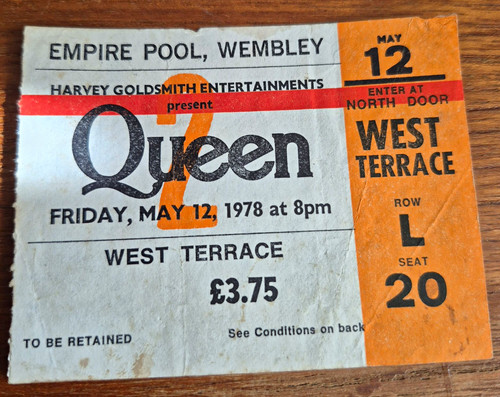 Queen live empire pool wembley - queen,