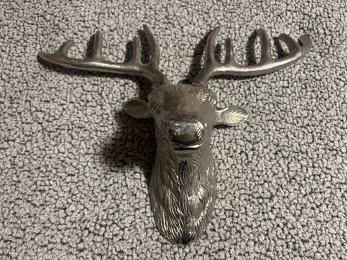 Silver metal textured deer - silver,