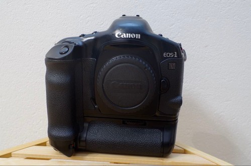 Canon eos body - eos-1v,