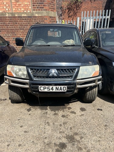 Mitsubishi shogun 2004 - shogun,