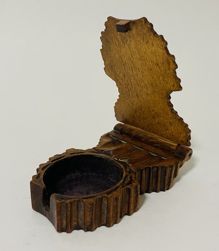 Antique carved wooden wood - carved,