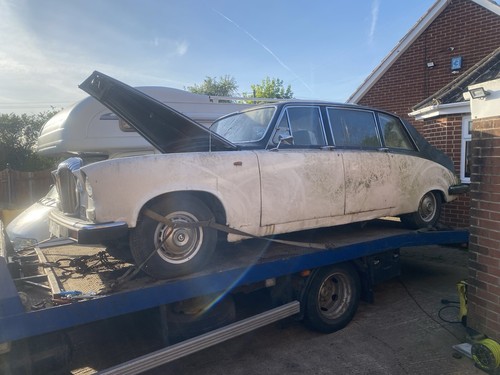 Daimler ds420 breaking - daimler,