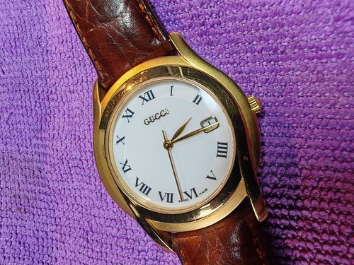 Gucci 5400m quartz watch - gucci,