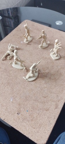Ww2 matchbox 6 man 3 - 1/32,