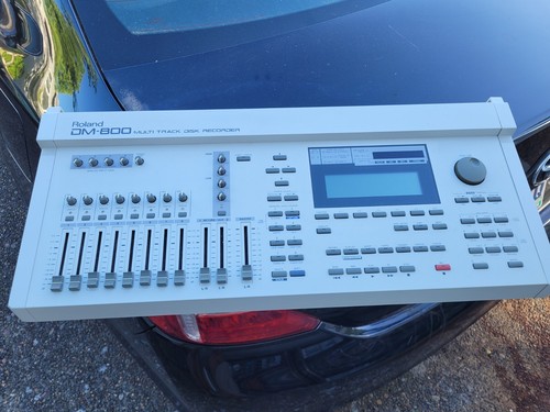 Roland 800 digital audio - dm-800,