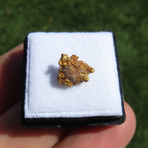Minerals rare natural - natural, gold