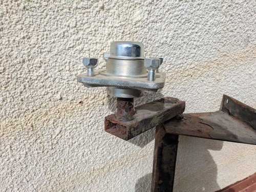 Unbraked trailer wheel hub - unbraked,
