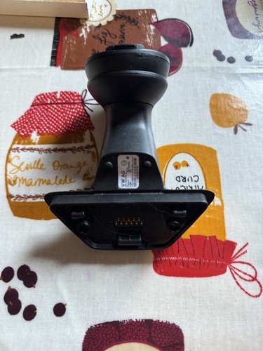 Used garmin sat - vw,