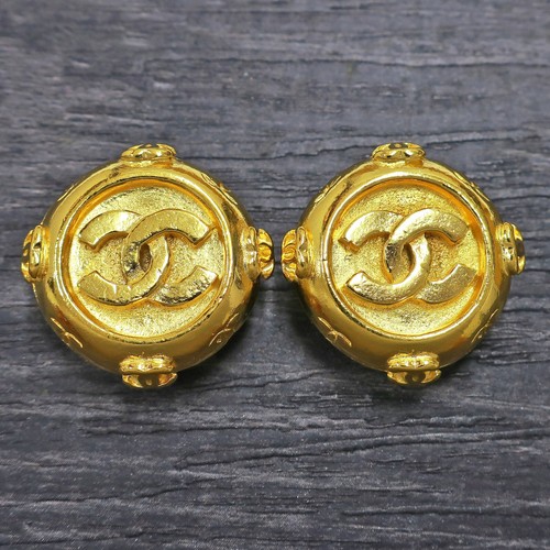 Chanel gold plated logos - plated, cc