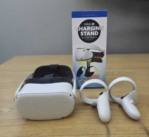 Meta oculus quest headset - meta, vr
