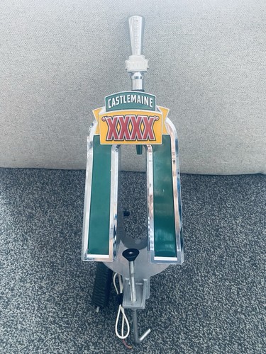 Castlemaine xxxx lager beer - lager,