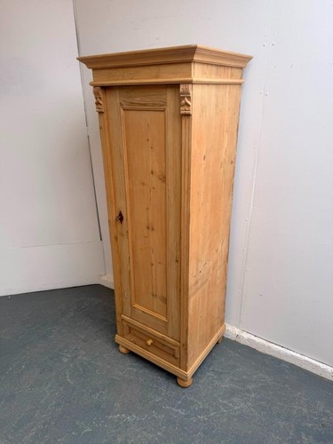 Cracking antique pine - a,