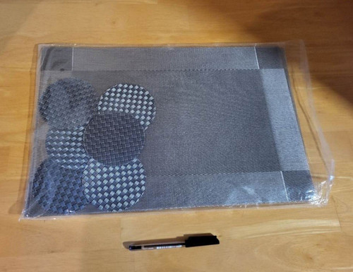 Set silver woven plastic - of,