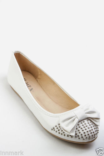 Studded toe flat front pumps - flat,