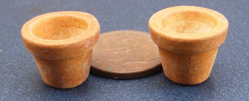 Dolls house small terracotta - dolls, 2