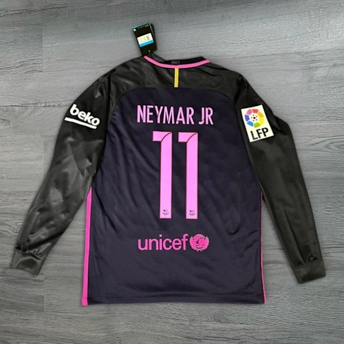 Barcelona 2016 away - barcelona, 2016-17
