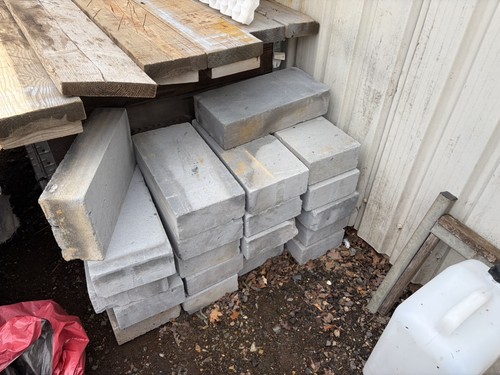 Lightweight breeze blocks - lightweight,