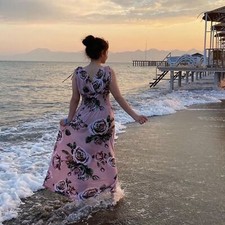 Gorgeous maxi dress!