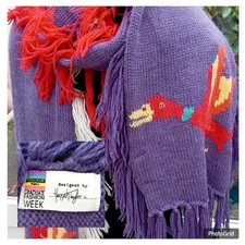 RIVER ISLAND Hannah Taylor Quirky Unique Rare Fringe Duck Scarf Wrap