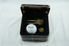 Harrods Golf Gift Set / Divot Tool, Marker and Ball