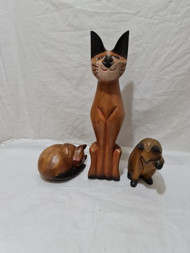 Wooden hand carved - ,