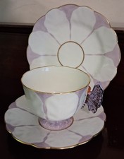 Aynsley Lilac Butterfly Handle