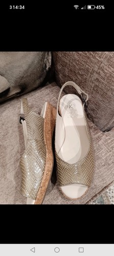 Clarks wide fit - clarks,