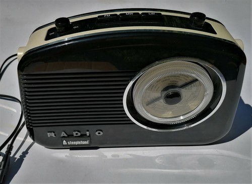 Steepletone retro style radio - retro,